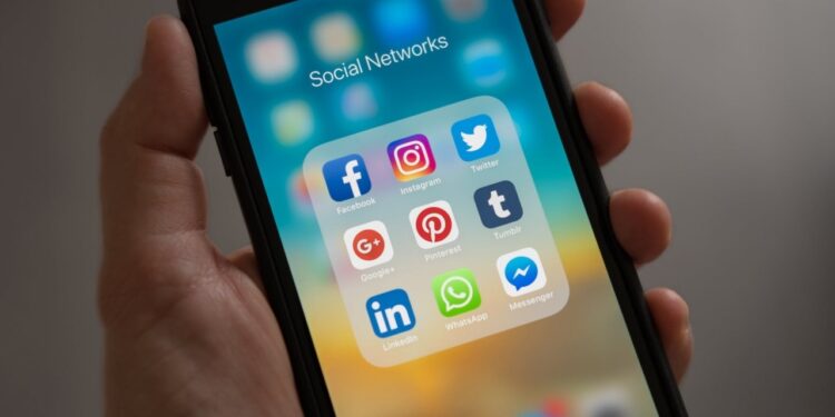 El exceso de tecnología impide el contacto