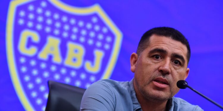Riquelme impulsa el primer homenaje de Boca a los socios desaparecidos