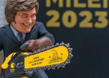 Entre despidos y retiros voluntarios, la mitad de las empresas privatizables de la Ley Bases desvincularon al 11% de sus trabajadores