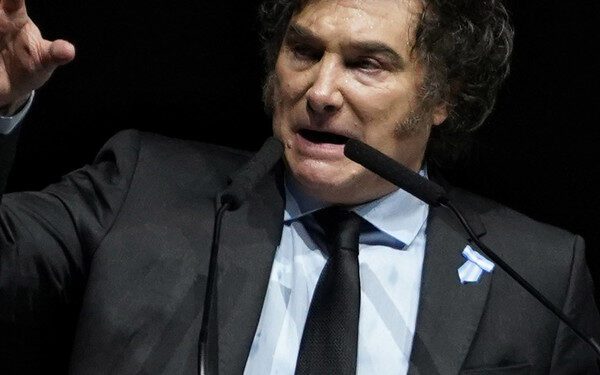 Javier Milei enfrenta la impaciencia de los gobernadores y un desafío crítico con la reforma jubilatoria