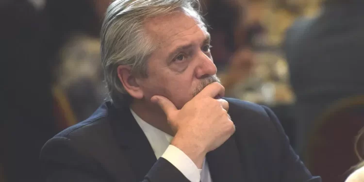 Alberto Fernández le pidió a la Justicia que le devuelva sus teléfonos y todo lo que secuestraron en su departamento