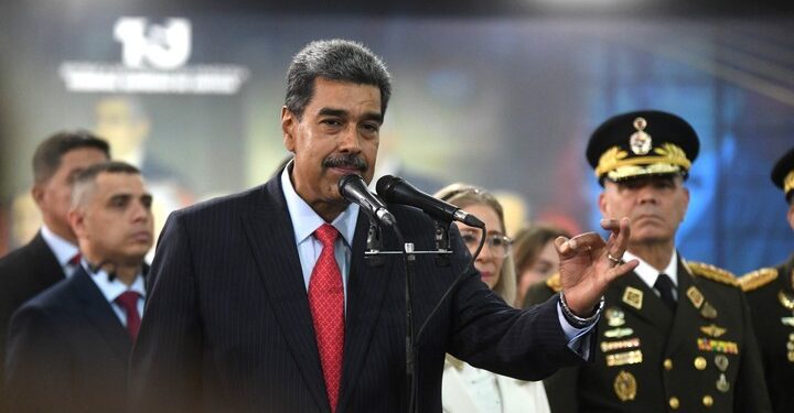 Pidieron ante la Justicia argentina la captura internacional de Nicolás Maduro por delitos de lesa humanidad tras las elecciones