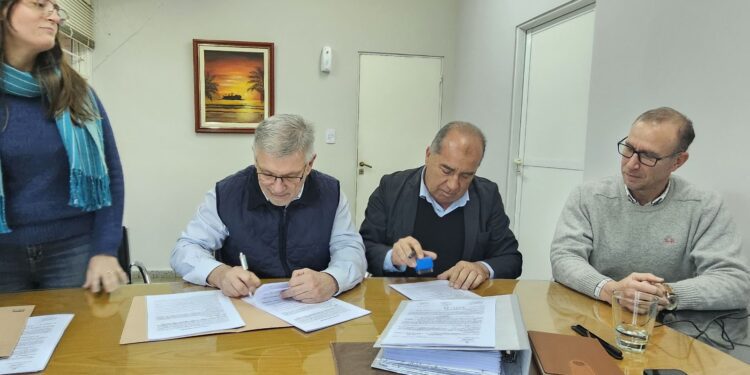 LAS BREÑAS: EL GOBIERNO PROVINCIAL CEDIÓ AL MUNICIPIO LA PLANTA POTABILIZADORA DE LAS PIEDRITAS