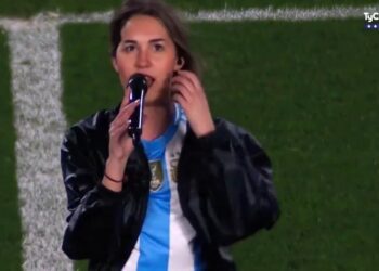 La confesión de un senador de La Libertad Avanza reavivó la polémica por la cantidad de asesores.