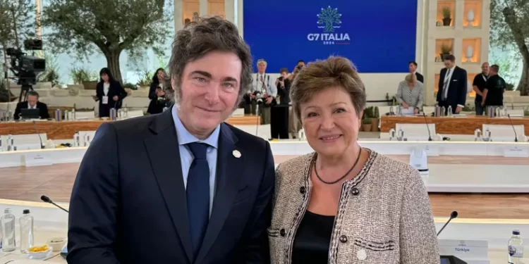 Argentina acelera negociaciones con el FMI: buscan cerrar un acuerdo de más de USD 10.000 millones antes de fin de año