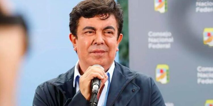 Denuncian al intendente de La Matanza, Fernando Espinoza, por clausura arbitraria de un centro de distribución de Mercado Libre