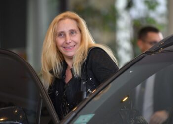 Santiago furioso con Karina porque le explotó la negociación con el PRO por el presupuesto