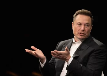 Elon Musk podría visitar Argentina para debatir sobre tecnología, demografía y crecimiento económico