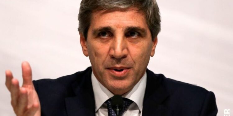 Argentina en 2025: Desafíos Económicos entre el Crecimiento y las Amenazas de Inflación y Devaluación