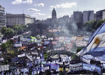 La oposición convoca sesión para revertir el veto de Milei sobre fondos universitarios el 9 de octubre