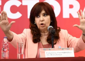 El Gobierno elimina la jubilación de privilegio de Cristina Kirchner y la pensión de Néstor Kirchner