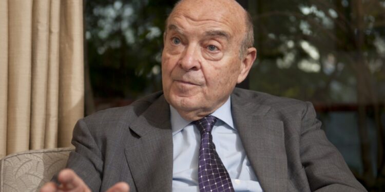 Domingo Cavallo: “La salida del cepo cambiario no tiene por qué ser inflacionaria”