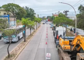 Avanza la repavimentación y ensanche de la avenida 9 de Julio en Barranqueras