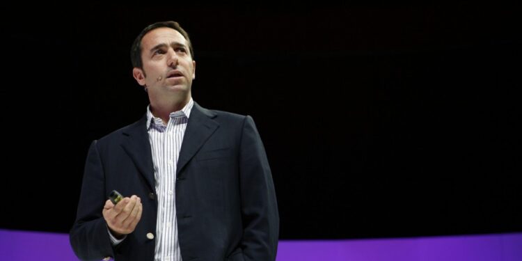 Irónico mensaje de Galperin contra Milei después de que le tocó el negocio del cuero