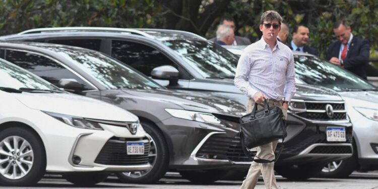 El impacto del discurso de Davos: Santiago arremete contra Cristina y la tilda de ‘quinceañera mal formada’