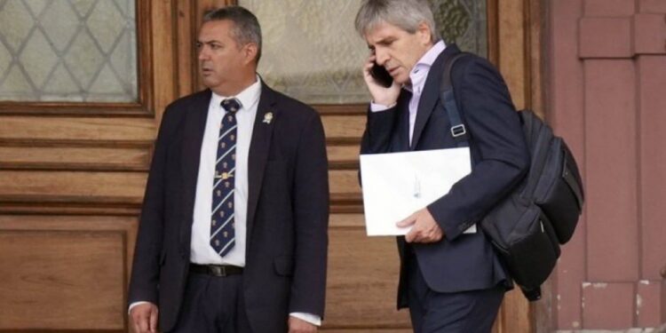 Industrias pesqueras enfrentan más de 200 despidos tras quedar excluidas de la baja de retenciones