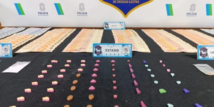 Mar del Plata: una mujer policía y un funcionario judicial detenidos por vender drogas