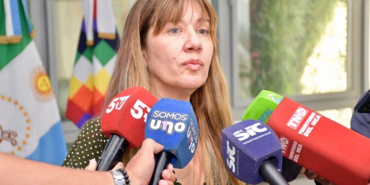 Salud refuerza la campaña contra el dengue