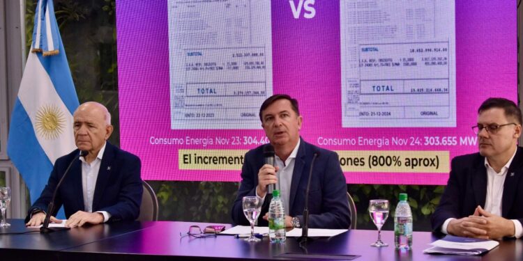 EL GOBIERNO PROVINCIAL SUSPENDIÓ LA AUDIENCIA PÚBLICA Y SECHEEP NO AUMENTARÁ LAS TARIFAS POR 6 MESES