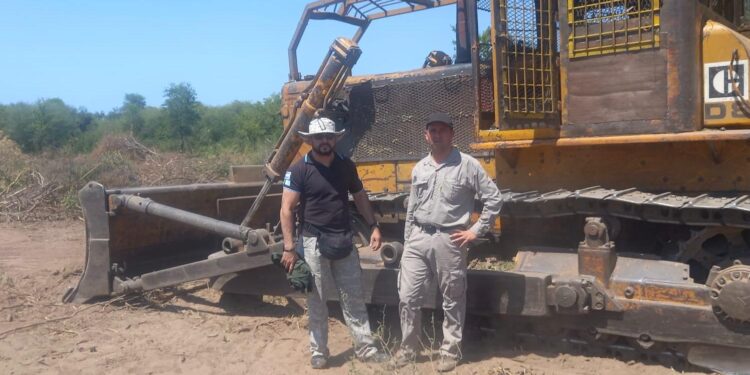 Detectan un nuevo desmonte ilegal en Las Breñas: secuestran maquinaria pesada