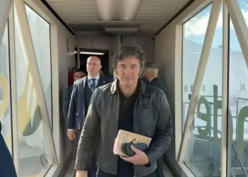 Caso libra el gobierno no alterara la agenda en el congreso y confirmo el viaje de Milei a Estados Unidos.