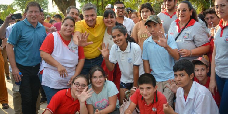 Inauguración de Infraestructura y Entrega de Equipamiento en Presidencia Roca