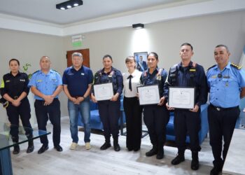 OPERATIVO HISTÓRICO EN CHACO: SECUESTRAN 700 KILOS DE MARIHUANA Y RECONOCEN A LOS POLICÍAS INTERVINIENTES