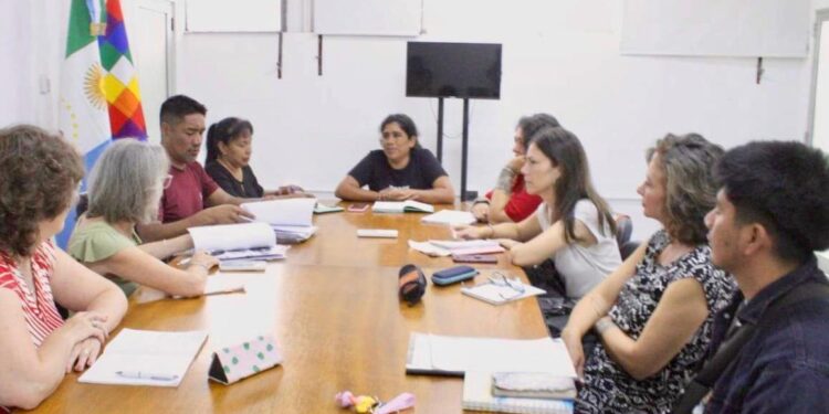 Chaco refuerza la educación intercultural y plurilingüe en toda la provincia