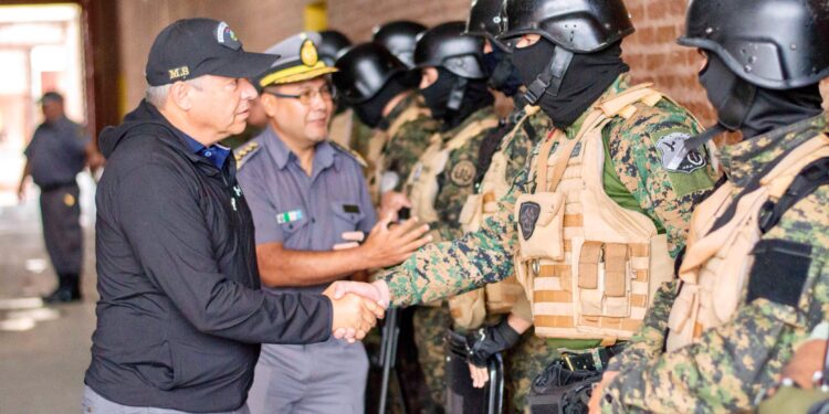 SÁENZ PEÑA: TRASLADO DE CONDENADOS POR DIVERSAS CAUSAS AL COMPLEJO PENITENCIARIO N° 2