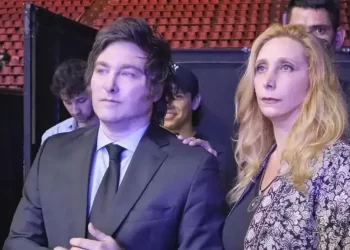 Javier Milei refuerza su apoyo a Karina en el cierre de listas en CABA