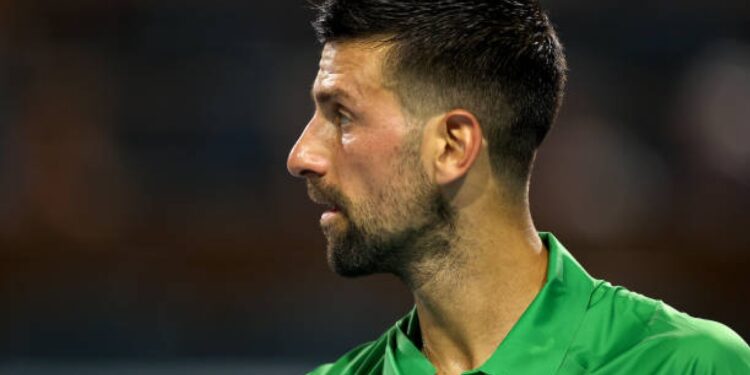 Djokovic avanza a semifinales del Miami Open y rompe récord de Federer