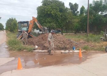 COLONIA ELISA: SAMEEP EJECUTA OBRAS CLAVES PARA MEJORAR LA PRESIÓN DE AGUA