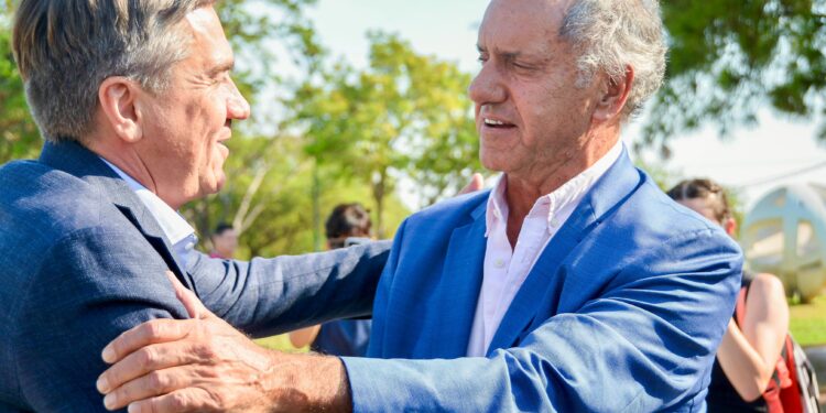 EL GOBERNADOR ZDERO RECIBIÓ A SCIOLI Y PRESENTÓ “DESTINO CHACO”. ADEMÁS, SE ADELANTÓ LO QUE SERÁ LA BIENAL 2026