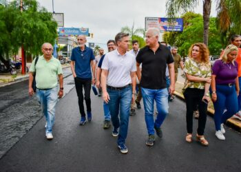 AV. 25 DE MAYO: EL GOBERNADOR ZDERO SUPERVISÓ EL AVANCE DEL SEGUNDO TRAMO DE REPAVIMENTACIÓN