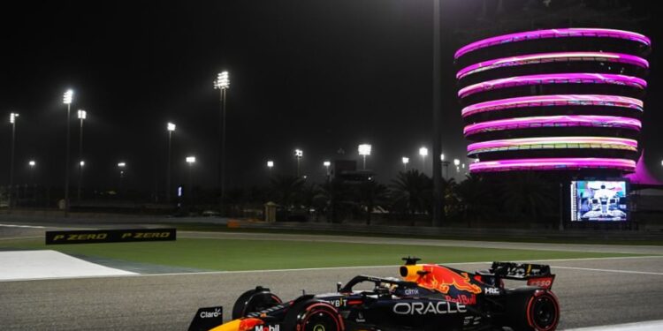 McLaren domina las prácticas libres en Bahréin y se perfila como favorito para la clasificación