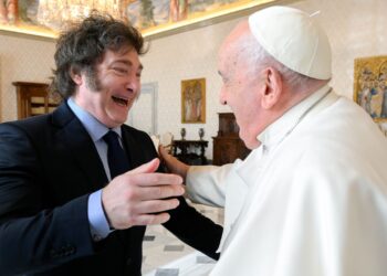 Milei despidió al papa Francisco: “A pesar de diferencias, haber podido conocerlo fue un verdadero honor”