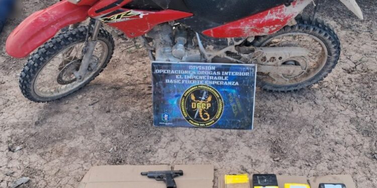 OPERATIVO ANTIDROGAS: DOS HOMBRES DETENIDOS CON MÁS DE TRES KILOS DE COCAINA