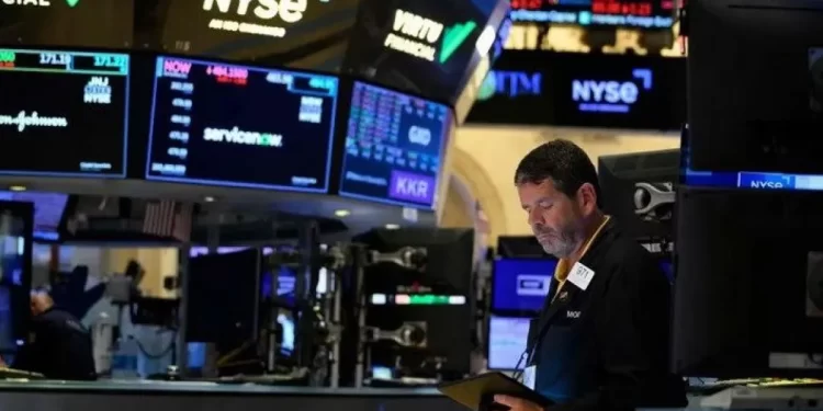 Mercados en Alza: Bonos y Acciones Argentinas Celebran el Fin del Cepo Cambiario