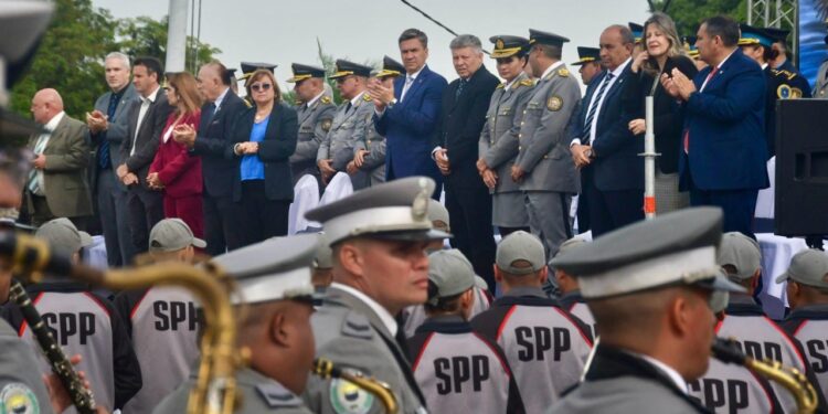 EL GOBERNADOR ZDERO ACOMPAÑÓ AL SERVICIO PENITENCIARIO PROVINCIAL EN UN NUEVO ANIVERSARIO