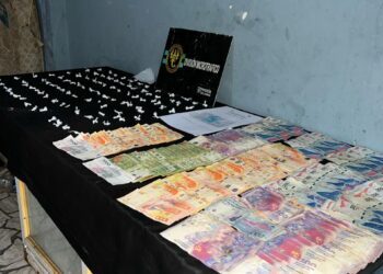 SECUESTRAN COCAÍNA Y DINERO EN EFECTIVO EN ALLANAMIENTO