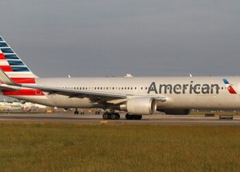 Emergencia en el Aire: Vuelo de American Airlines Regresa a Ezeiza por Olor a Humo