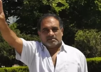 Escándalo en la Legislatura Bonaerense: Empleada Fantasma Reside en España