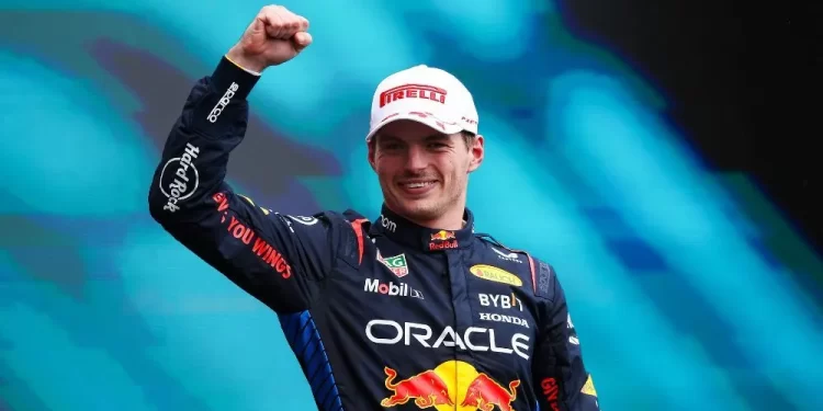 La tajante frase de Verstappen ante los rumores de salida de Red Bull y los detalles del “ambiente extraño” en la escudería