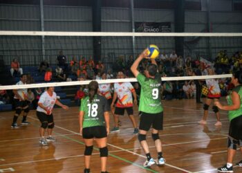DEPORTES: SE DISPUTÓ OTRA FECHA DE LA LIGA METROPOLITANA DE NEWCOM