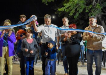 MÁS CONECTIVIDAD EN LA ZONA SUR DE RESISTENCIA: EL GOBERNADOR ZDERO INAUGURÓ 50 CUADRAS DE PAVIMENTO SOBRE AVENIDA EDISON