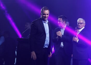 Adorni ganó las elecciones en la Ciudad y Milei liquida la pelea con Macri