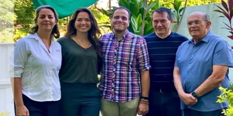 Los cinco refugiados en la embajada argentina en Caracas abandonaron la sede diplomática