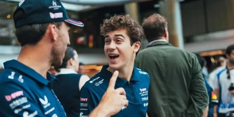 Franco Colapinto fue a la premiere de la película de F1 y se reencontró con viejos conocidos