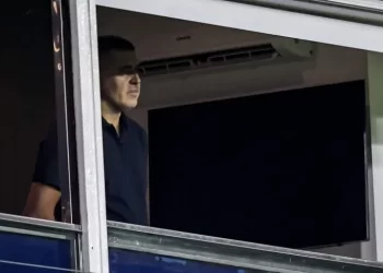 Riquelme ya tiene al próximo DT de Boca: cuándo lo presentaría