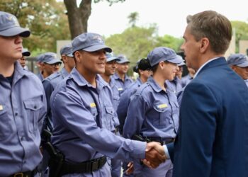 HISTÓRICO: 90 VEHÍCULOS PARA LA SEGURIDAD DE LOS CHAQUEÑOS